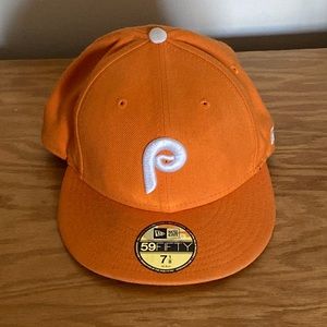 SOLD: New Era 59FIFTY Philadelphia Phillies Fitted Baseball Cap